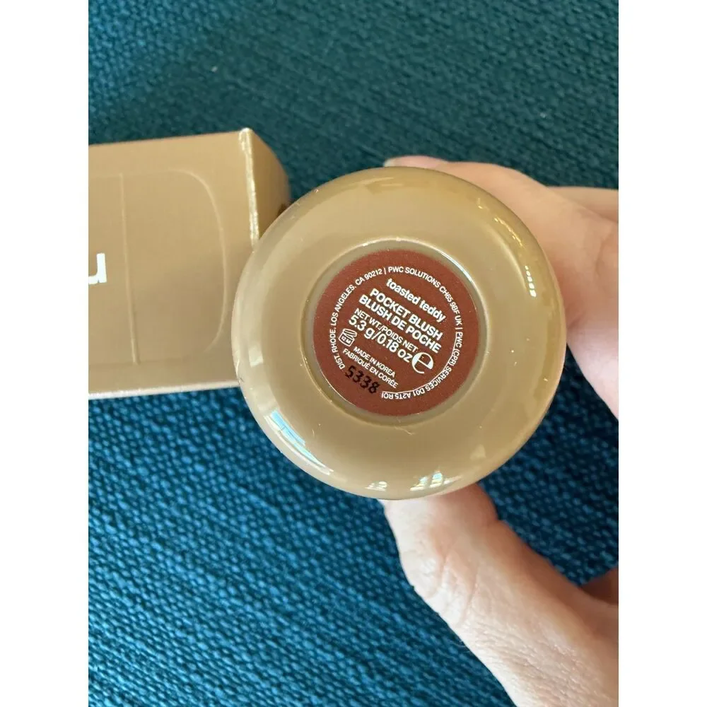 New rhode Pocket Blush Buildable Hydrating Cream Blush - Toasted Teddy